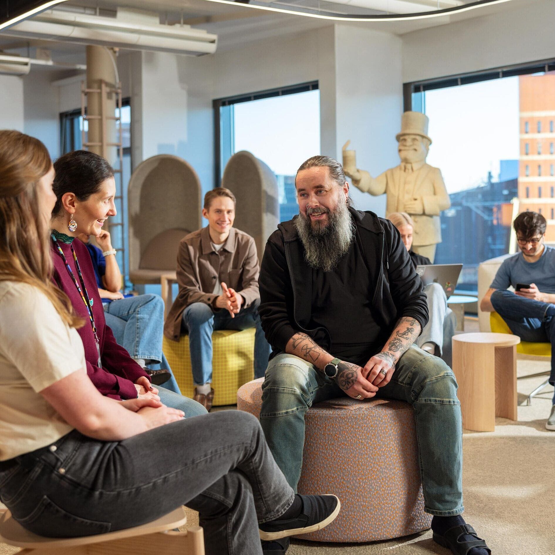 Metacoreans discussing culture
